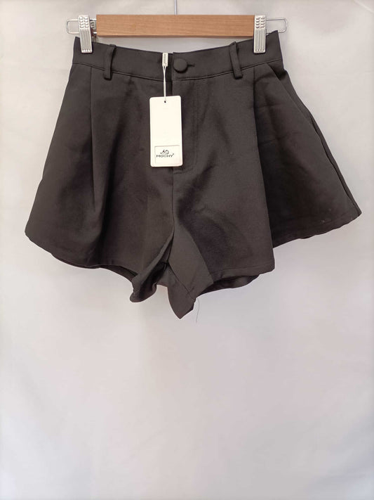 MONCHY. Pantalón corto vuelo T.s