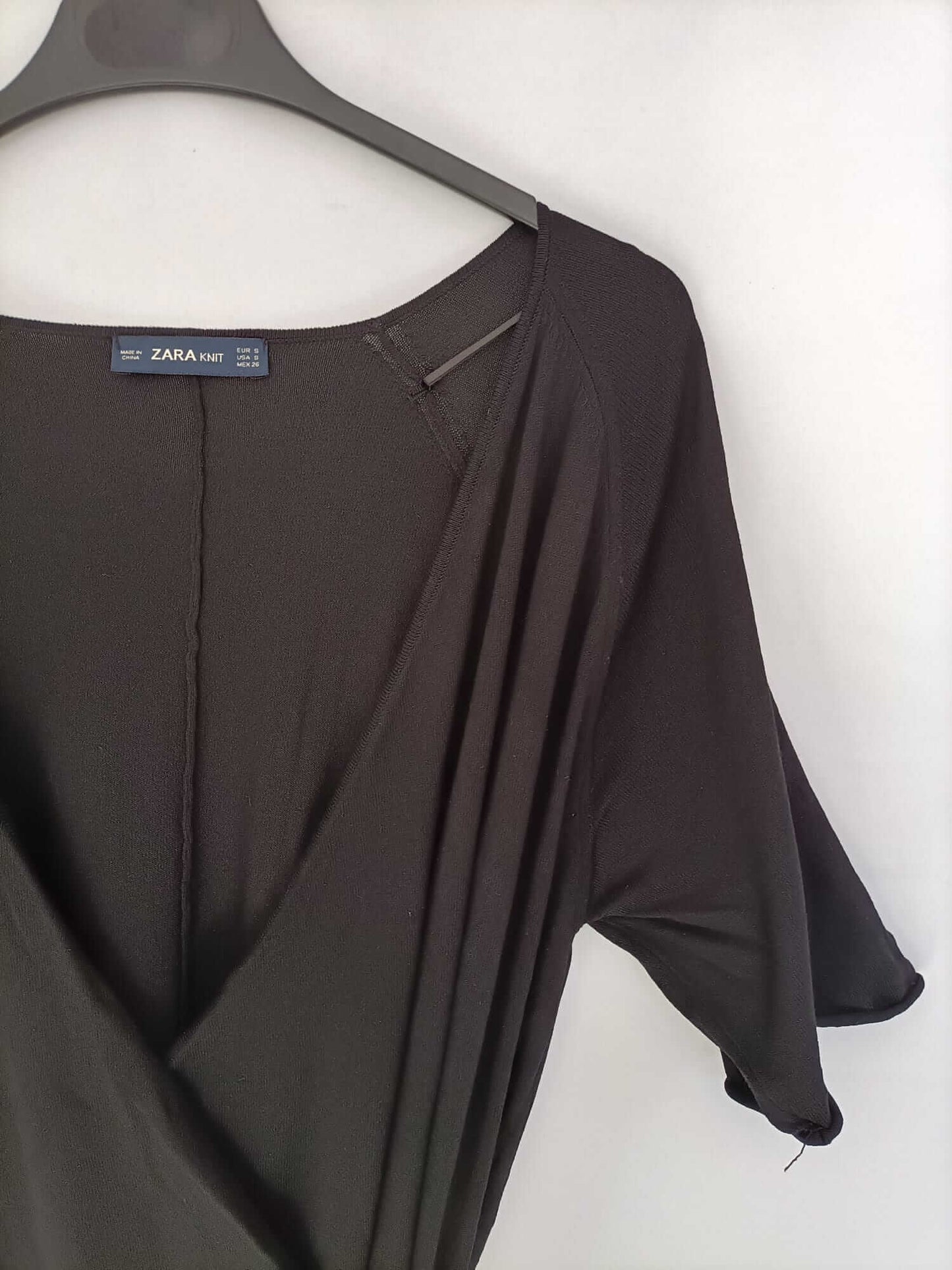 ZARA. Mono punto negro T.s