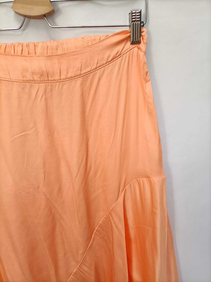 VIELA. Orange midi skirt TU (S/M)