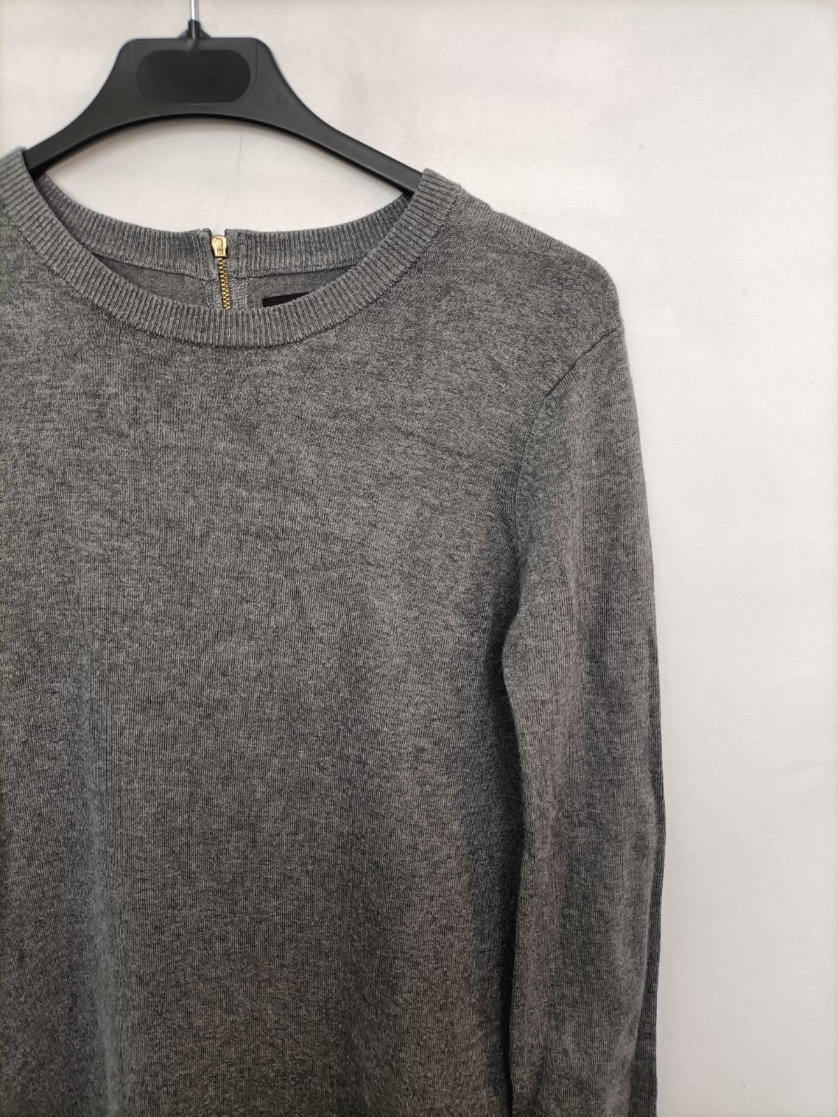 ZARA.Vestido corto punto gris T.s