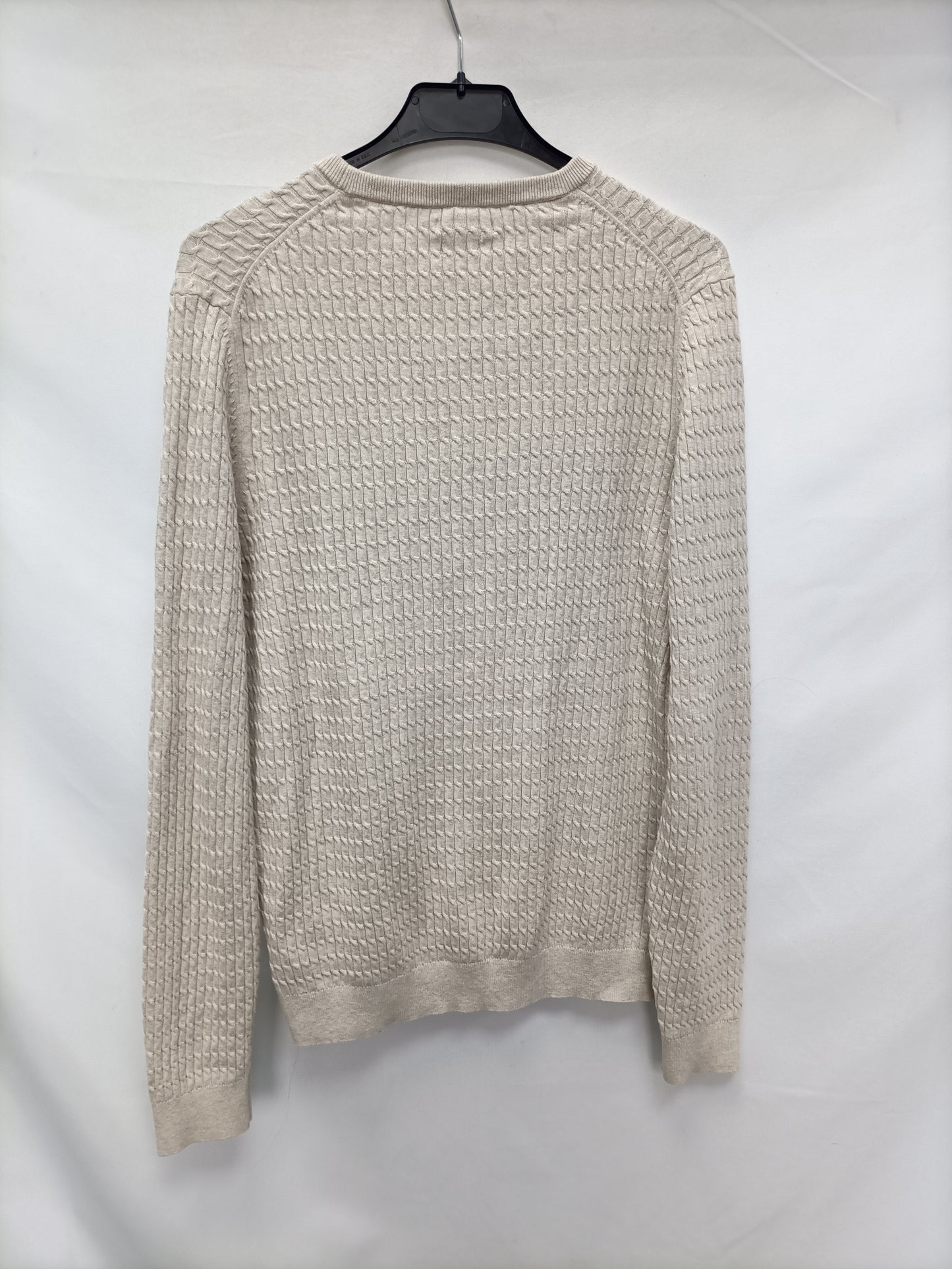 MASSIMO DUTTI. Beige cable-knit sweater