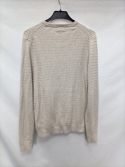 MASSIMO DUTTI. Beige cable-knit sweater