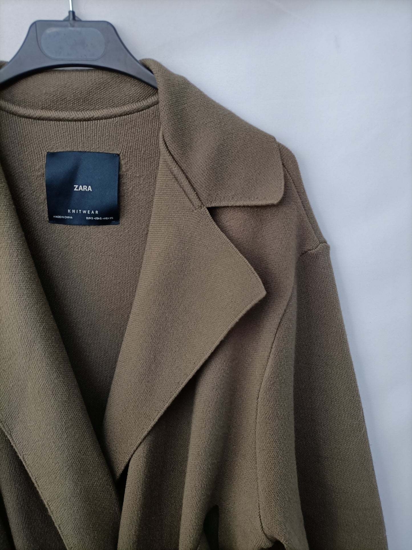 ZARA. Cargidan largo verde T.s