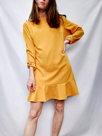 VALENTINA. Vestidos mostaza volante T.xl