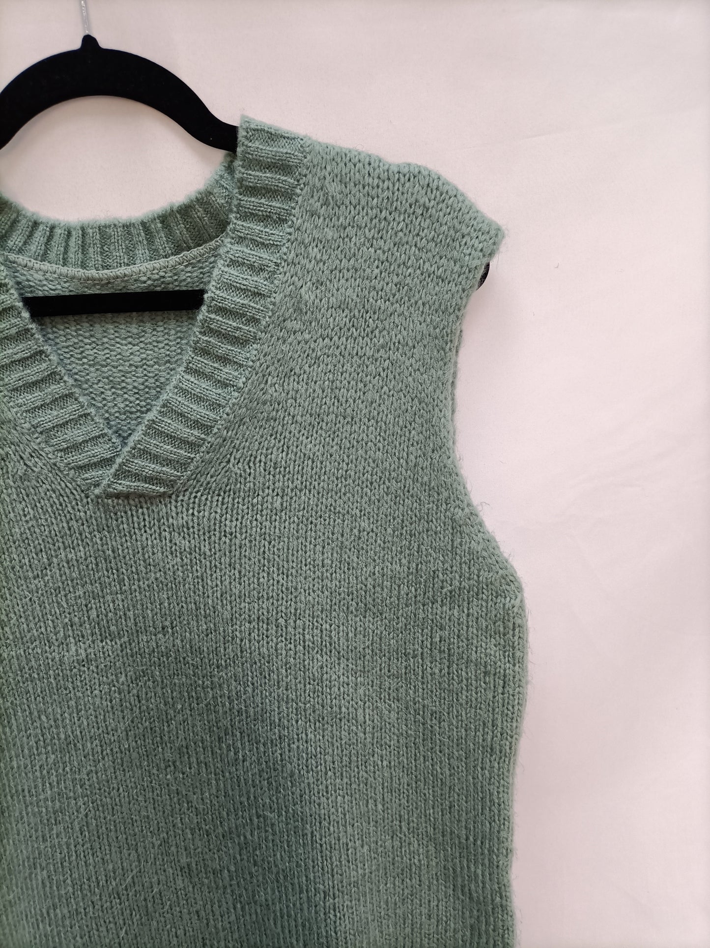 OTRAS. Chaleco verde agua T.u(m)