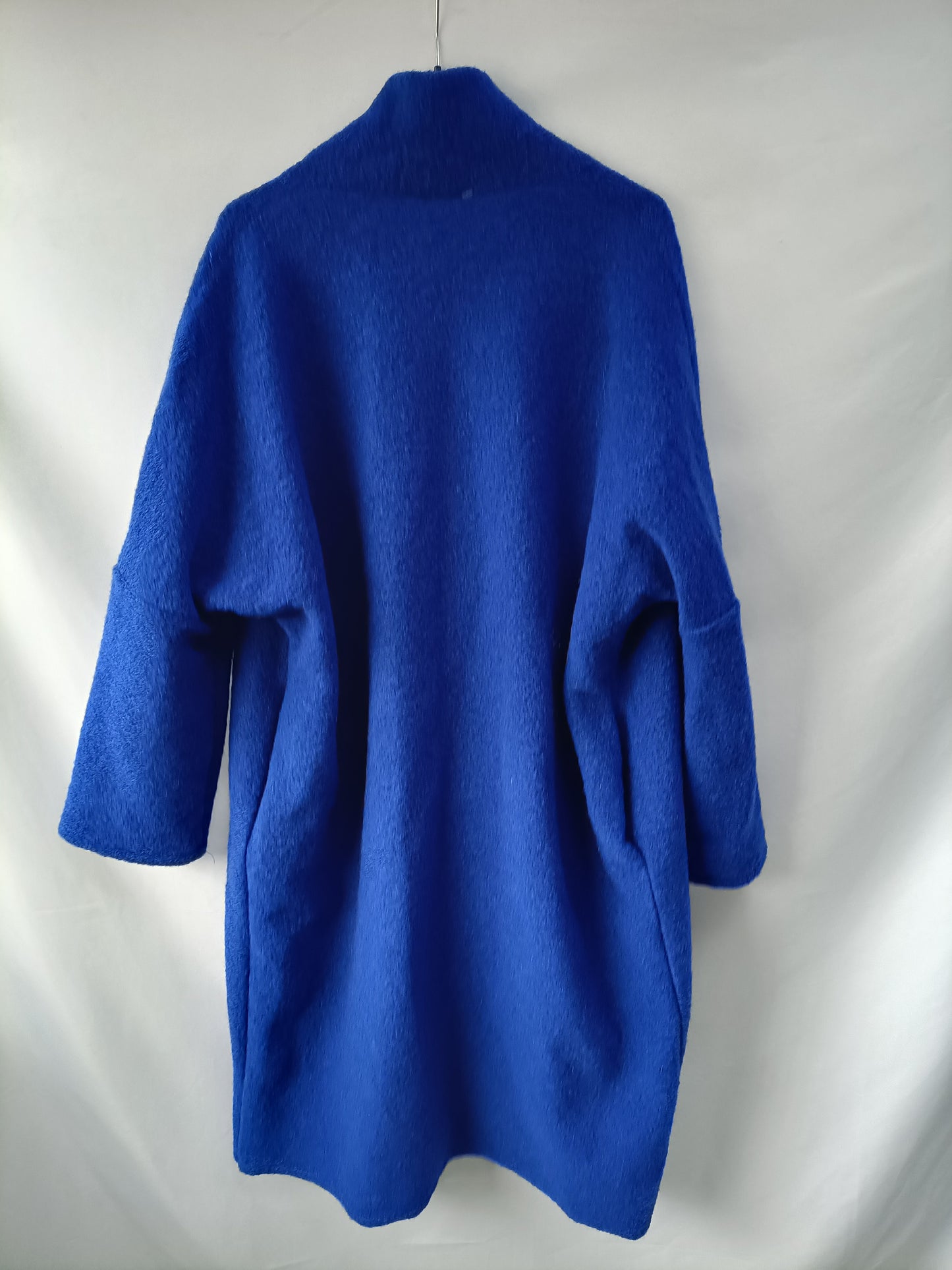 MARIBEL FUENTES. Abrigo paño azul T.u (m/l)