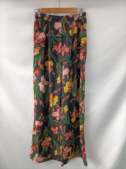 LOAVIES.Total look croptop y palazzo T.XS