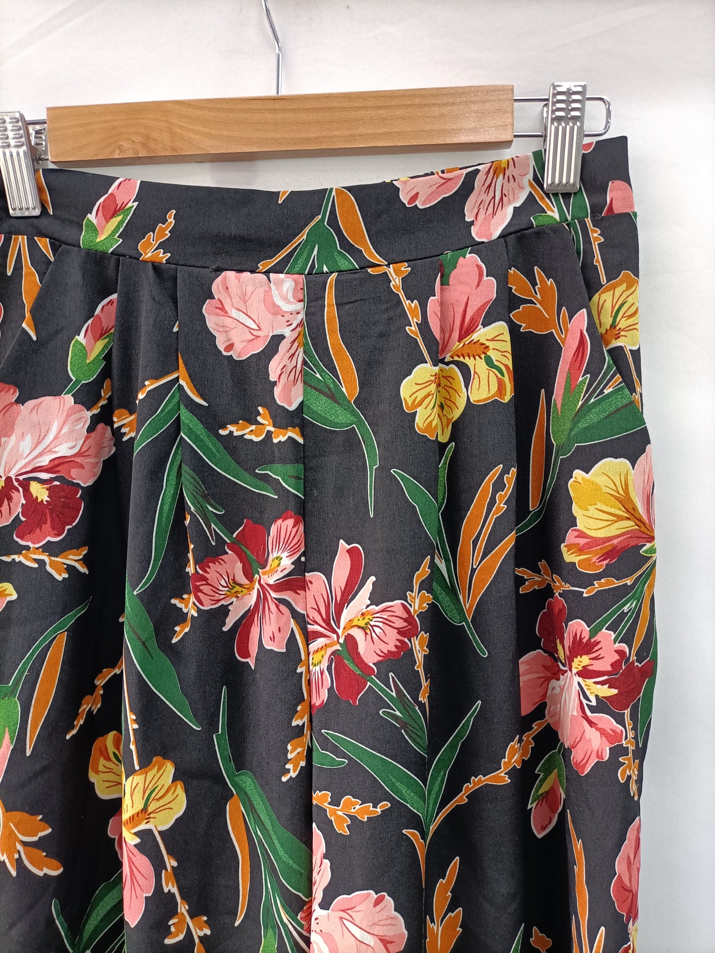 LOAVIES.Total look croptop y palazzo T.XS