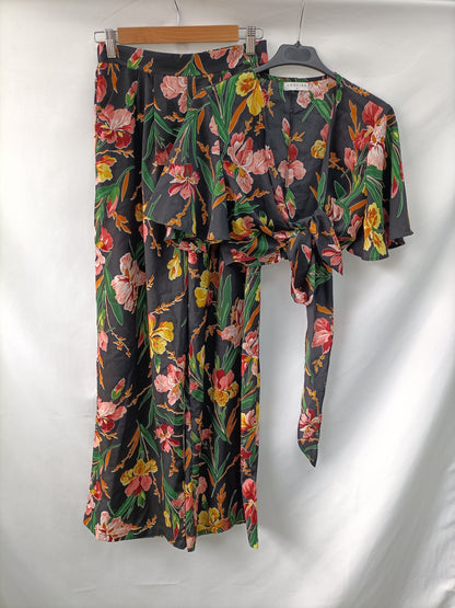 LOAVIES.Total look croptop y palazzo T.XS