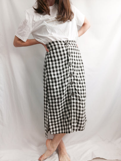 BERSHKA. Checkered midi skirt Tm