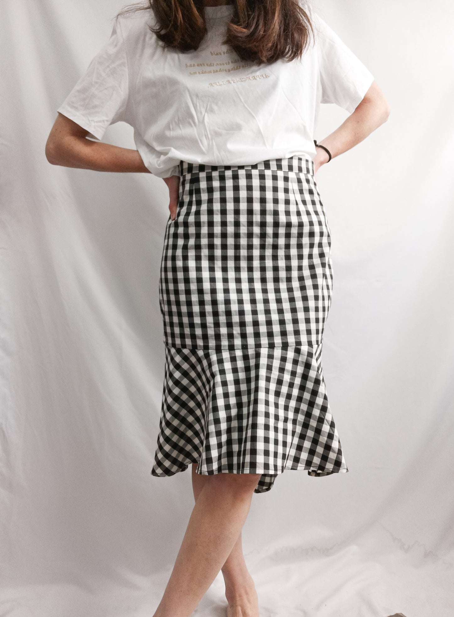 UTERQÜE. Falda cuadros volante T.36