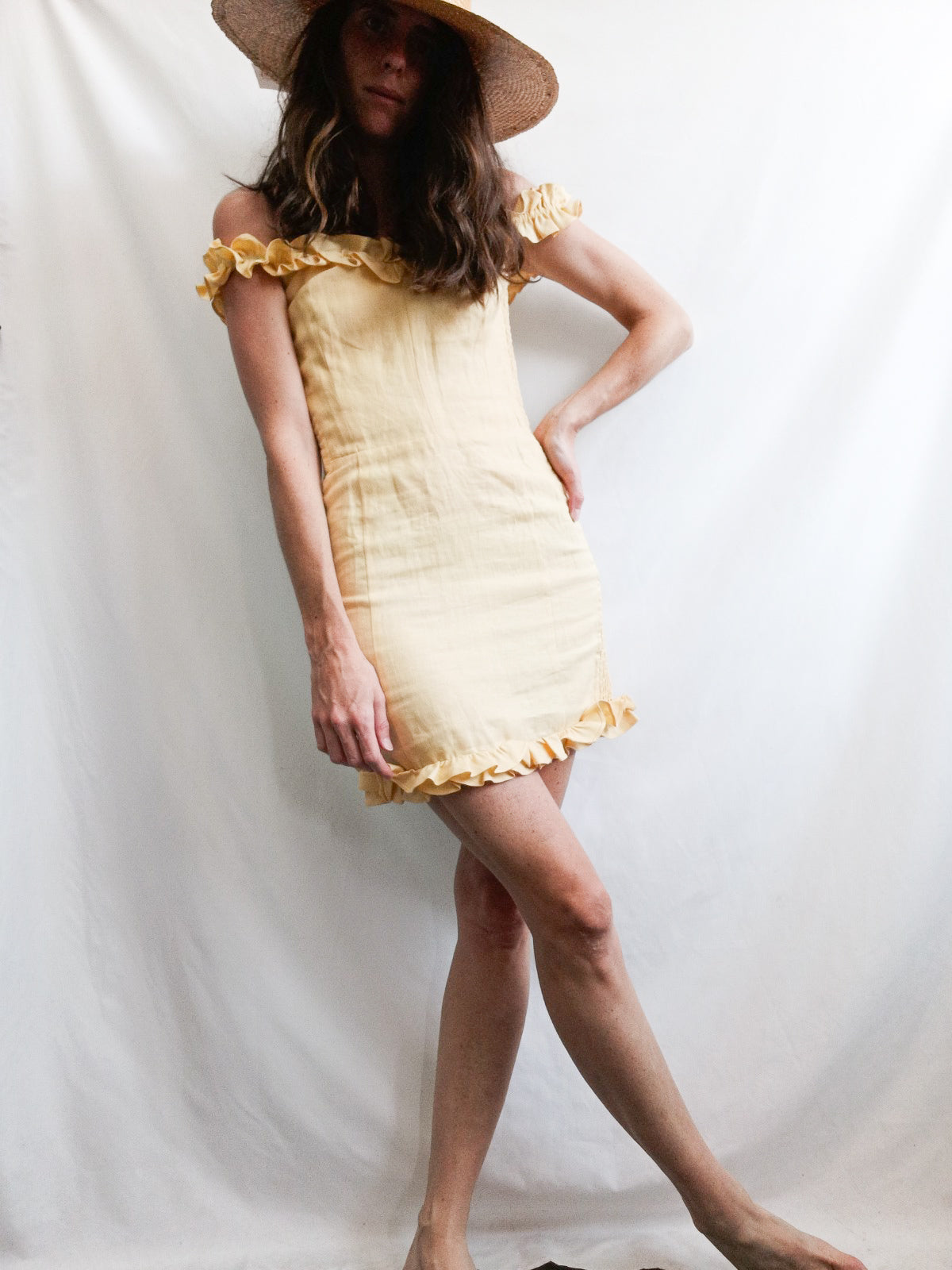REFORMATION. Short yellow dress S.6 (s)