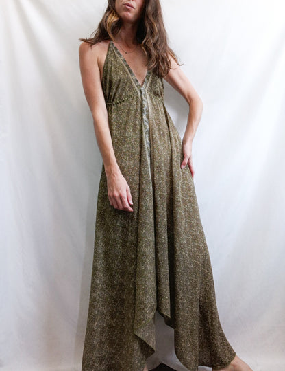 KUMARO ART. Green floral dress Your(s)