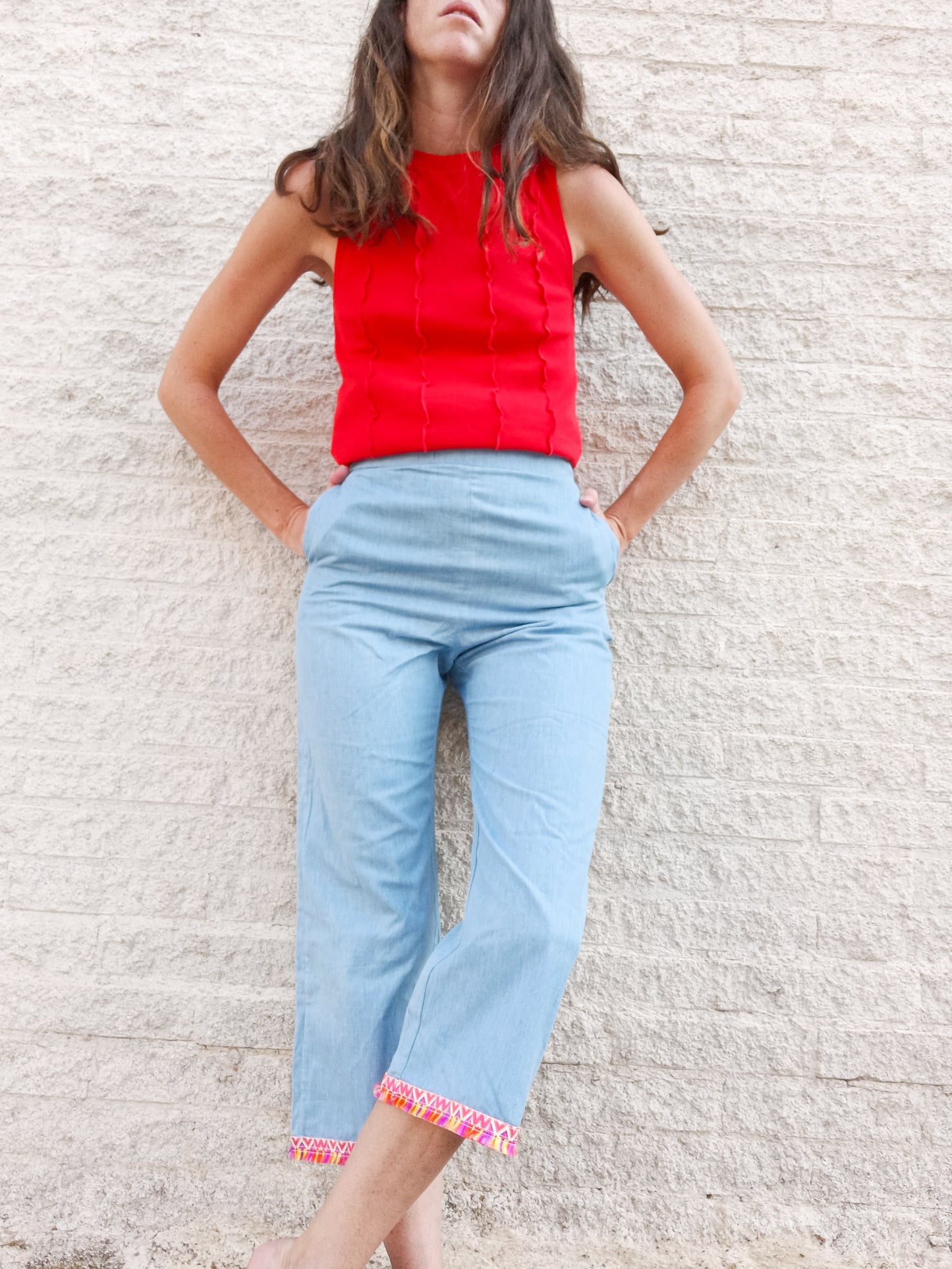 THE ARE. Pantalón fluido flecos T.s