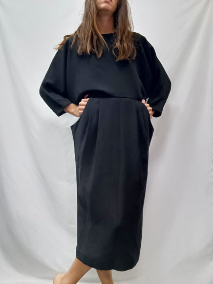 &OTHER STORIES.Vestido negro arreglado T.34