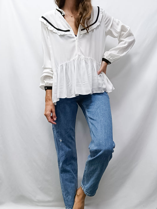 OTRAS. Blusa blanca volante T.u(s)