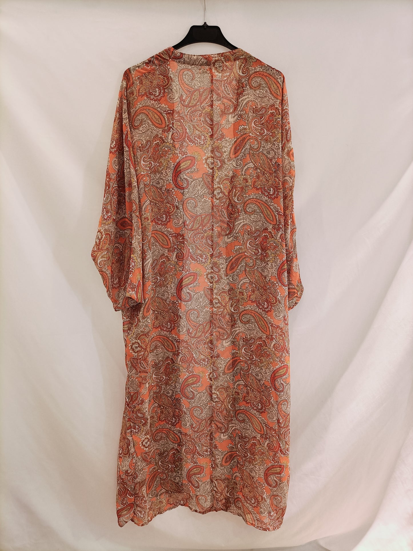 STRADIVARIUS. Orange flowing kimono Tm