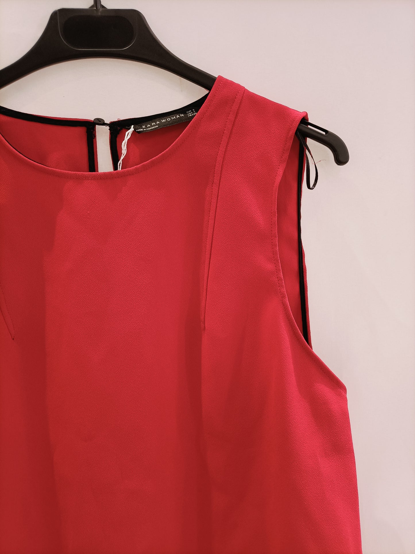 ZARA. Flowy pink Ts top