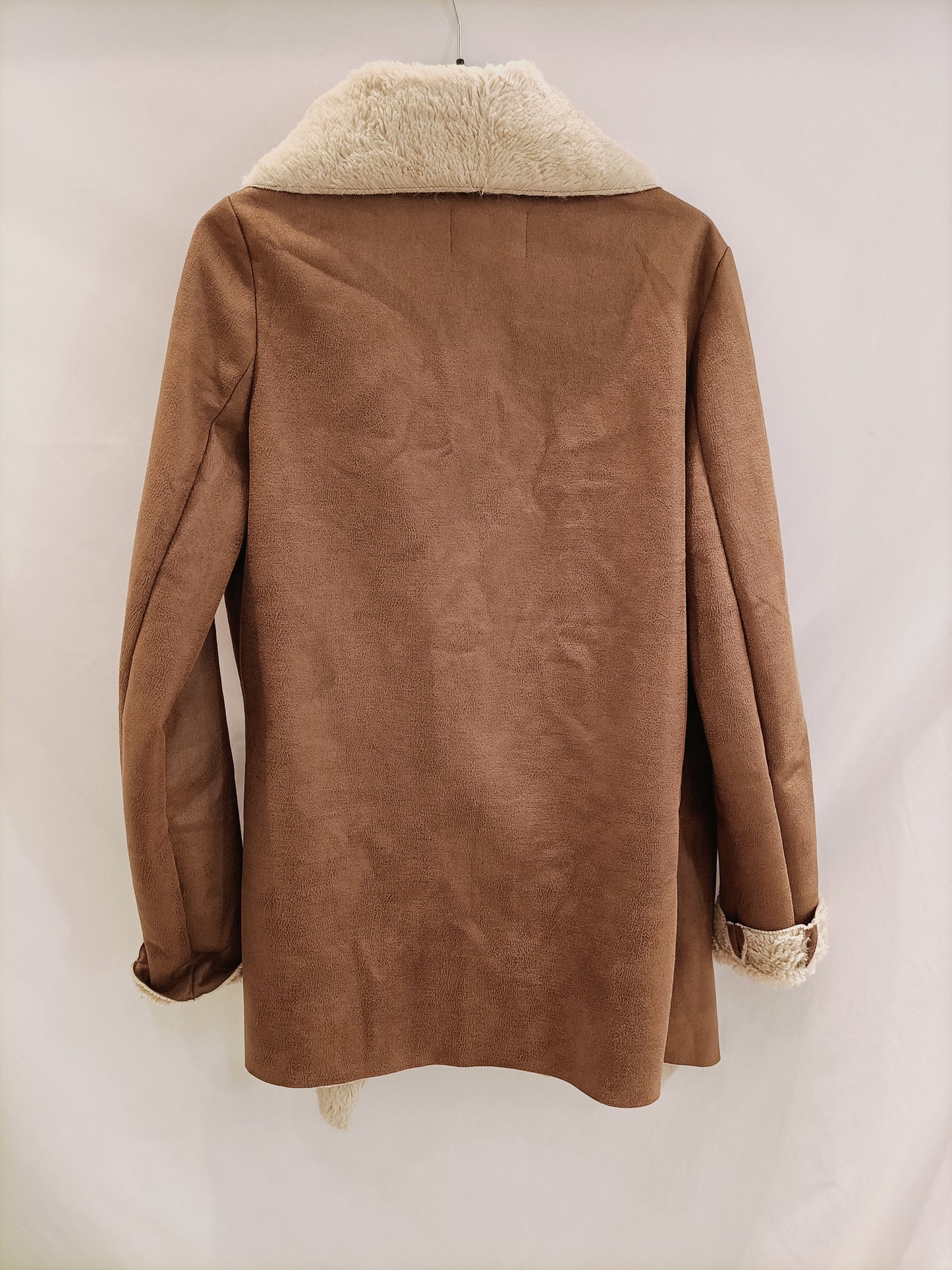 BERSHKA. Abrigo camel pelo T.m