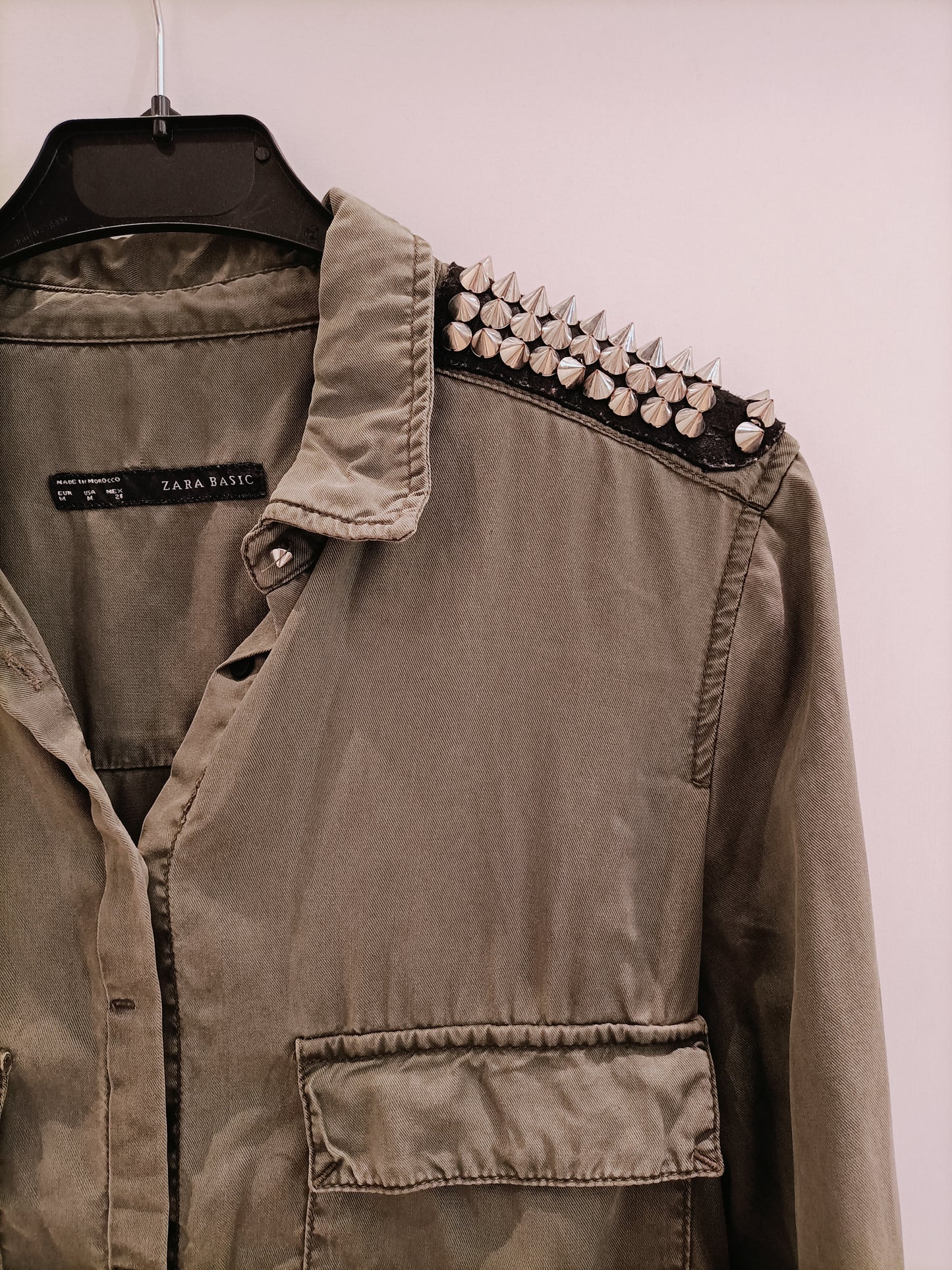 ZARA. Green studded shirt TM