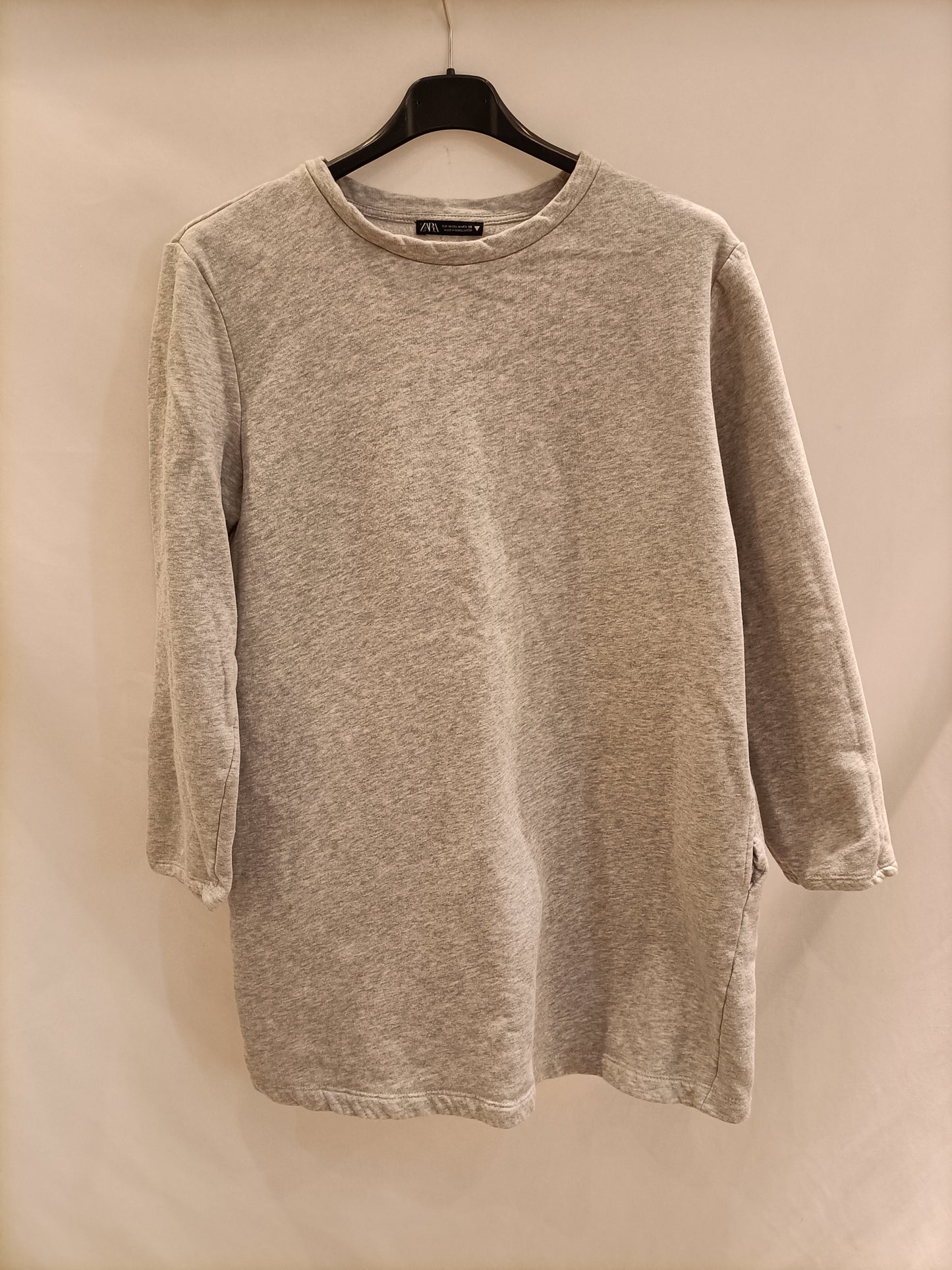 ZARA. Vestido gris sudadera T.m
