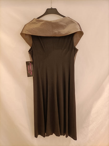 SIGNATURE. Double textured dress S.8(l)