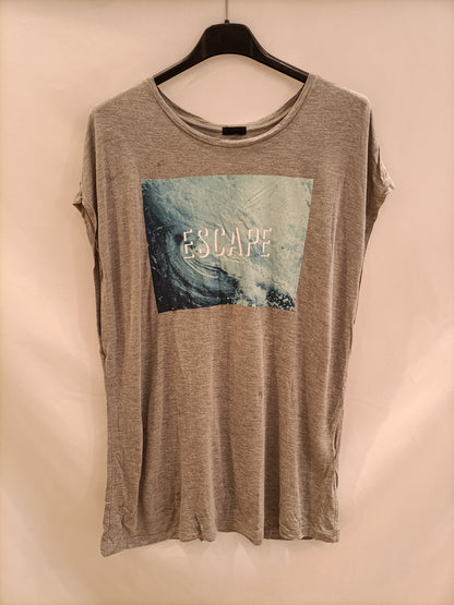 OYSHO. Camiseta gris T.m
