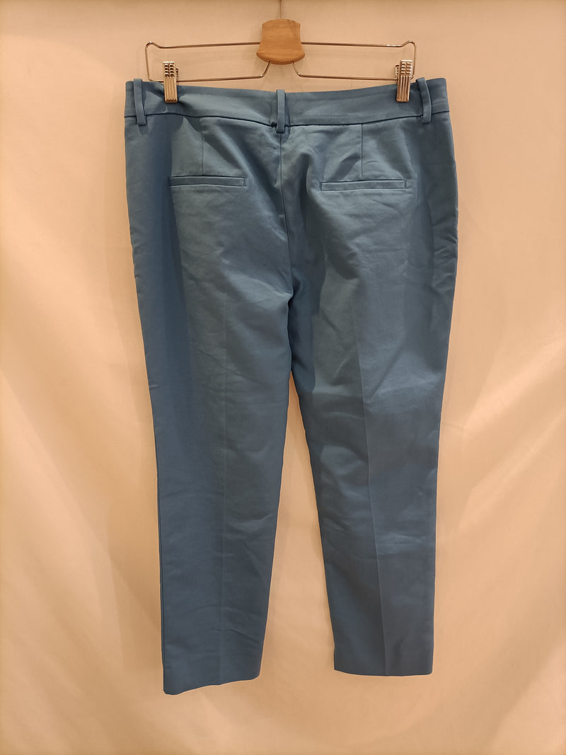 ZARA. pantalón chino azul T.40