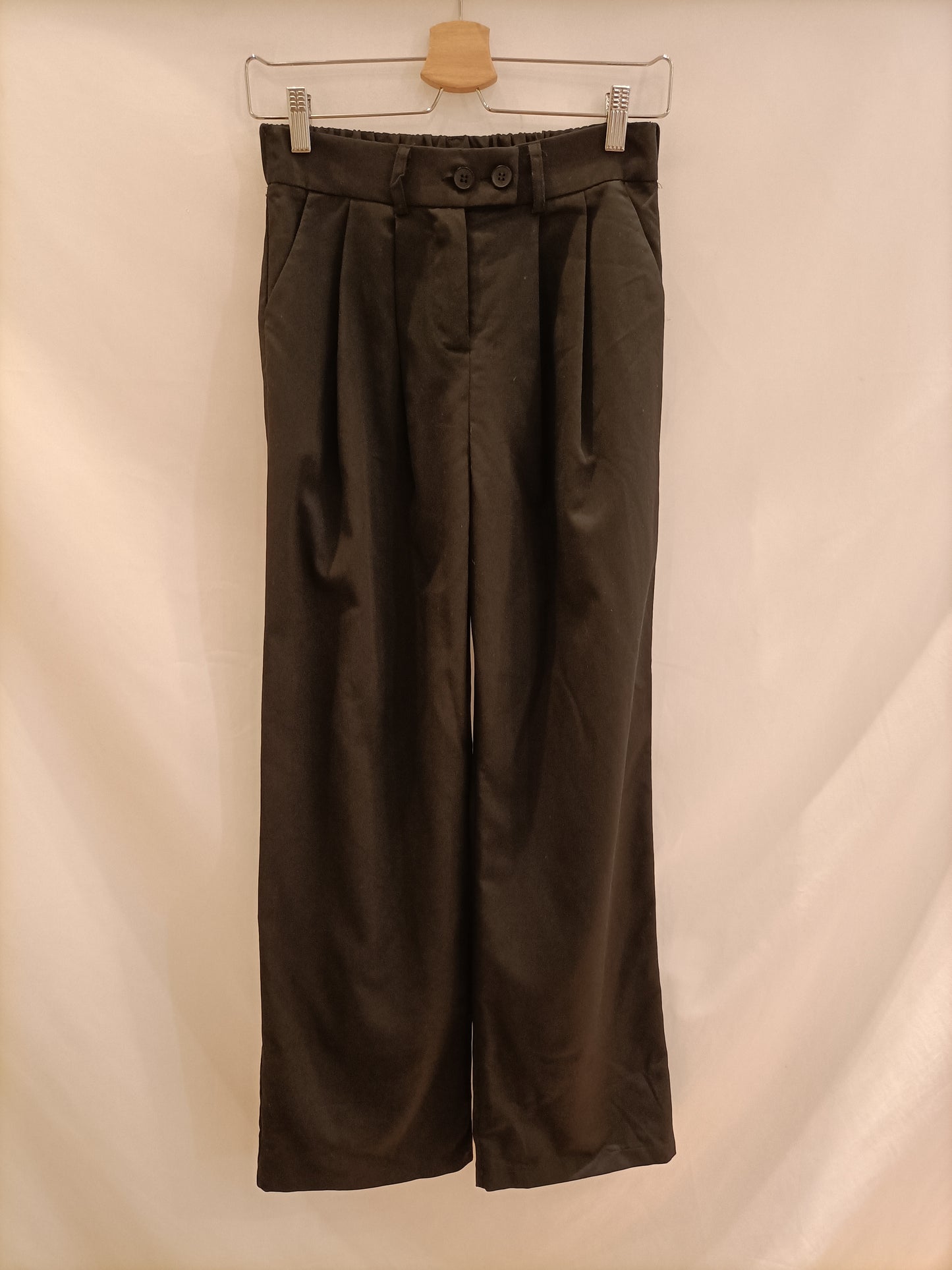 DAZY. Pantalón negro fluido T.m