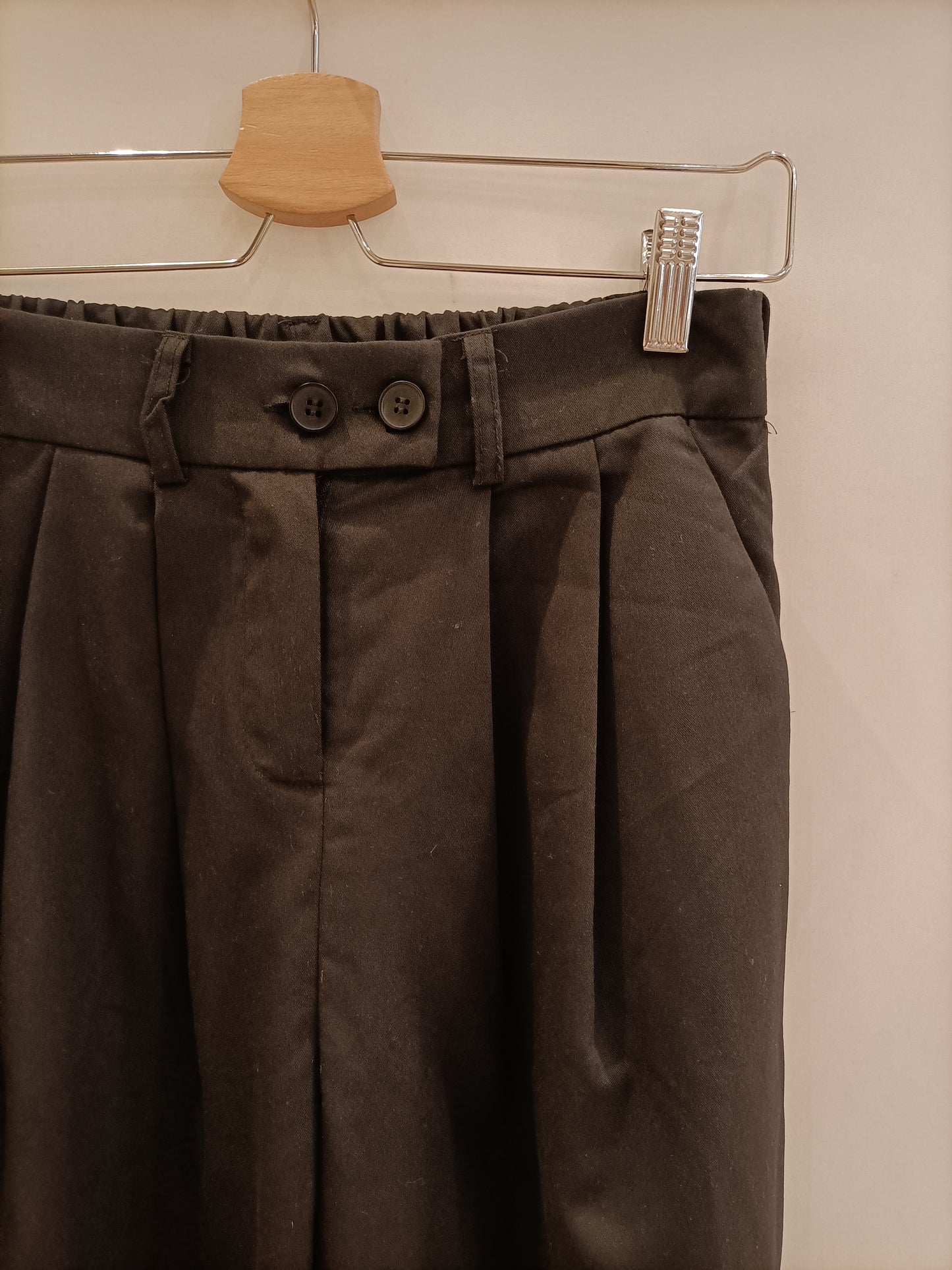 DAZY. Pantalón negro fluido T.m