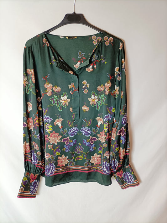 MASSIMO DUTTI. Blusa negra estampada . T 38