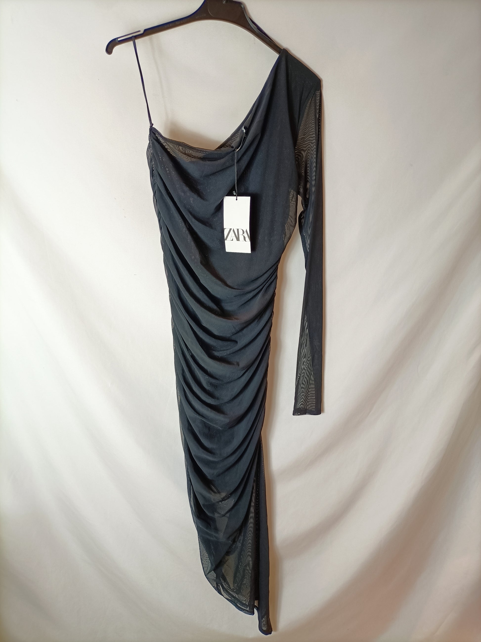 ZARA.Black tulle dress Tm – Hibuy market ZARA.Black tulle dress Tm – Hibuy market