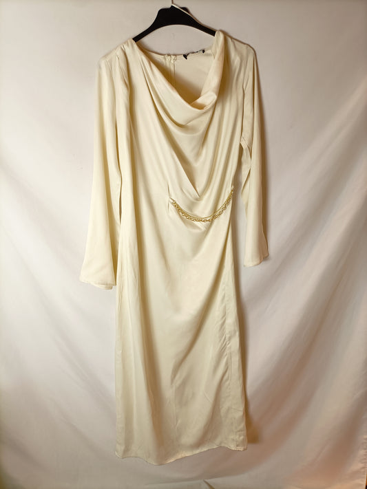 ZARA. Beige midi dress with chain T.xs