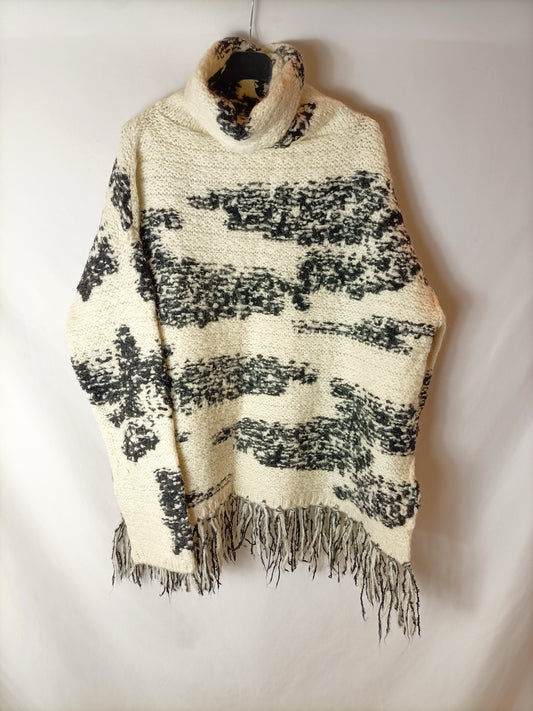 ZARA. jersey beige flecos T.m