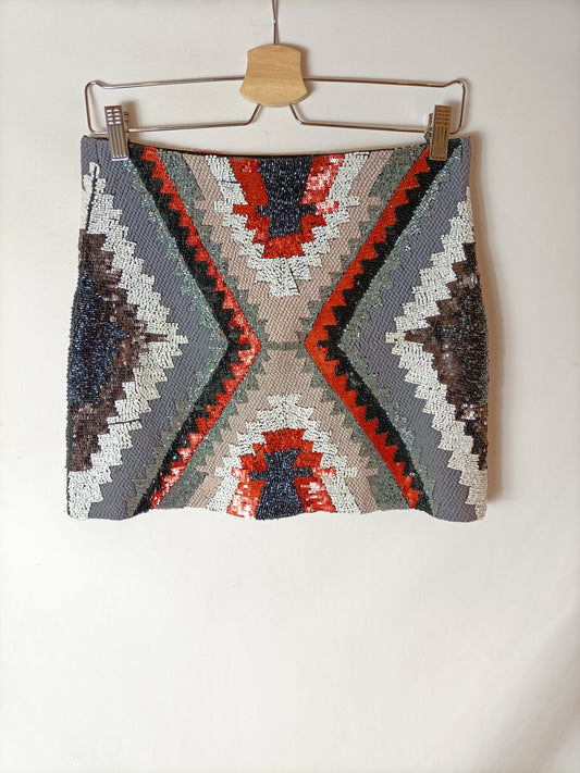 ZARA. Falda corta abalorios T.xs