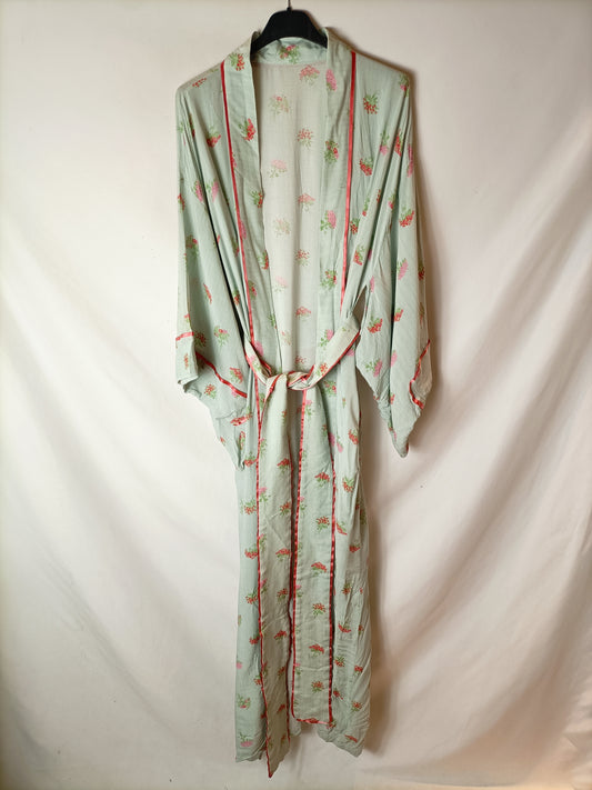 OTRAS. Kimono/bata estampada. T U