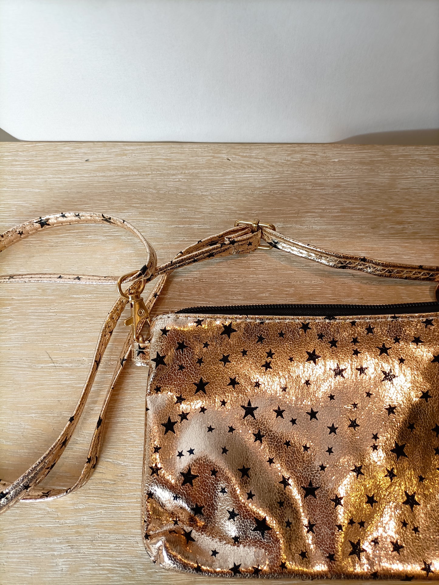 OTHERS. Mini golden star bag