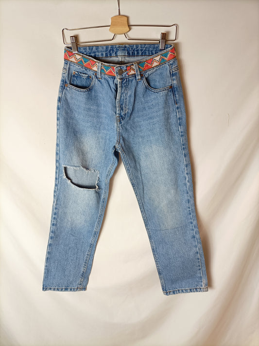 PULL&BEAR. Pantalón denim cintura T.34