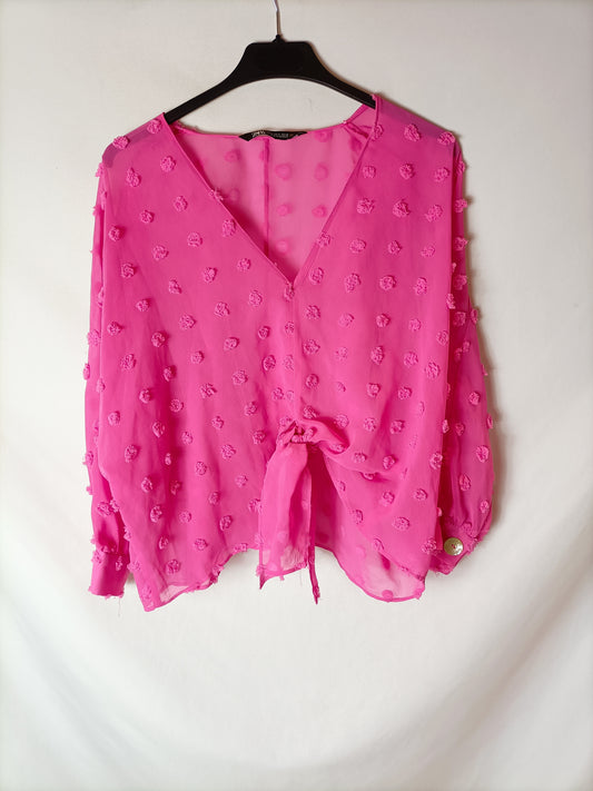 ZARA. Blusa rosa topitos textura. T M