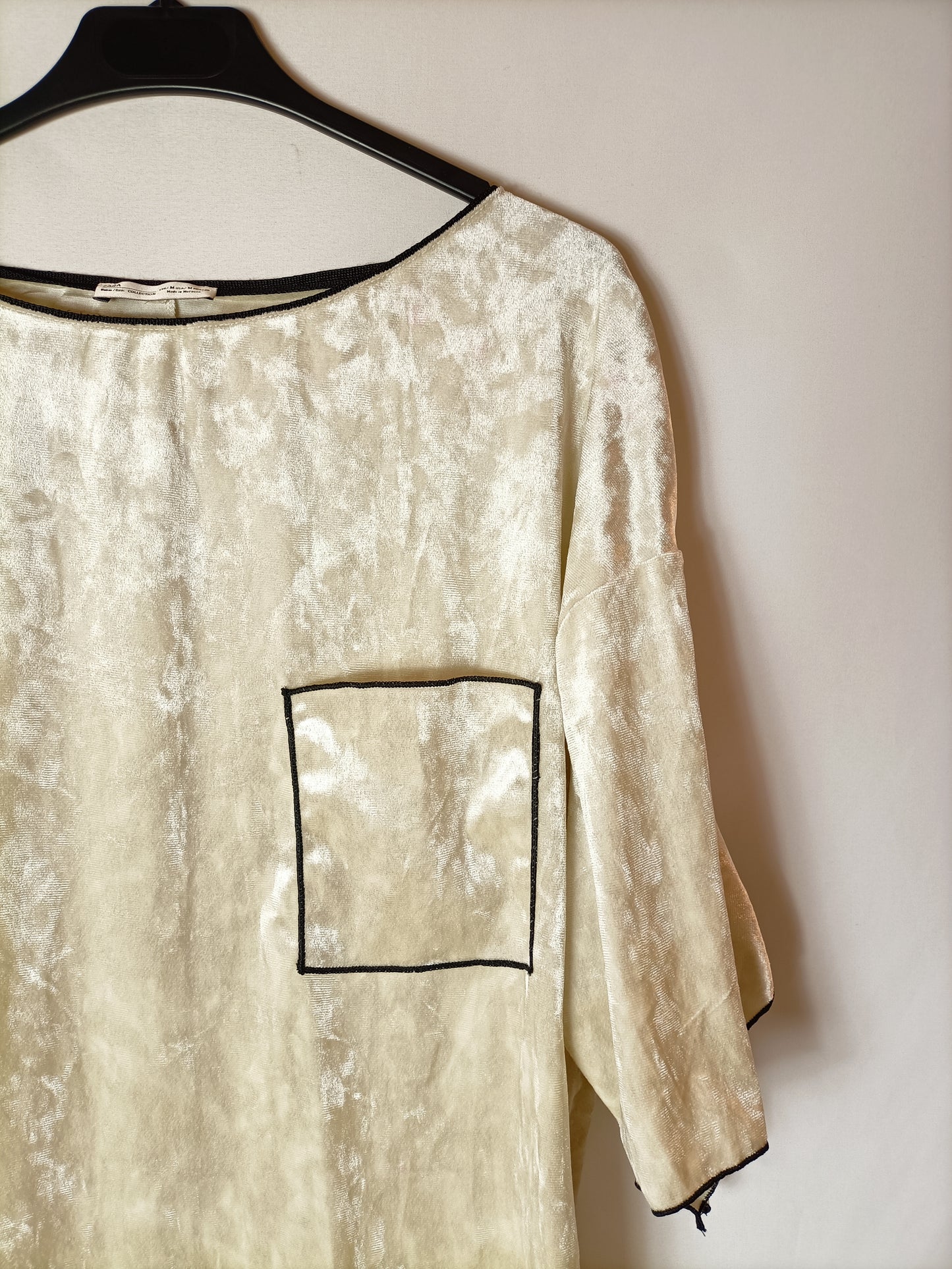 ZARA. Beige velvet dress. TM