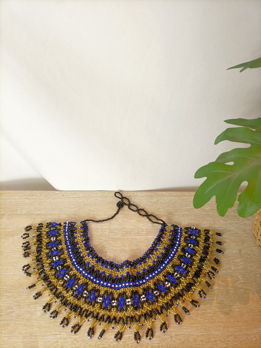 OTRAS. Collar bolitas colores