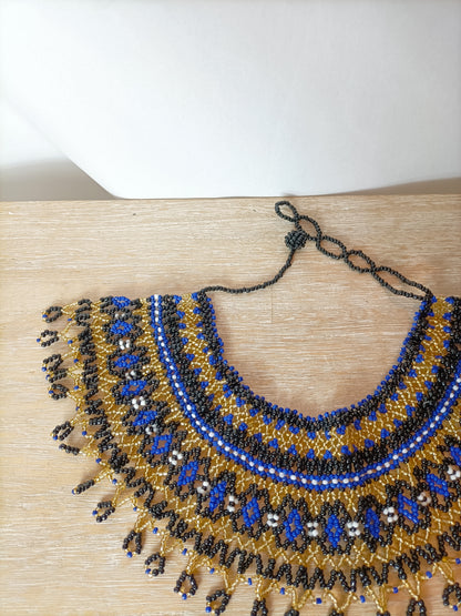 OTRAS. Collar bolitas colores