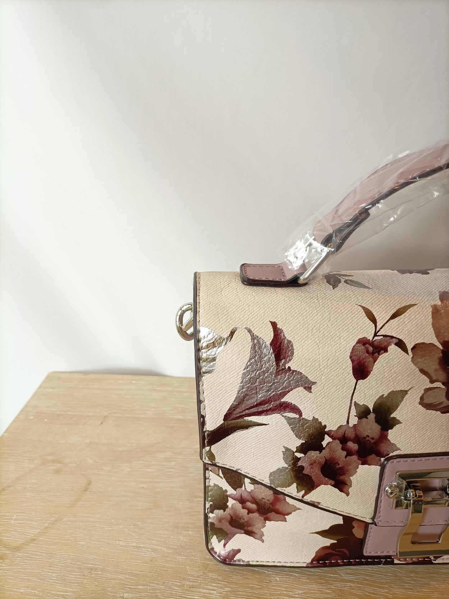 JUSFAB. Bolso rosa flores