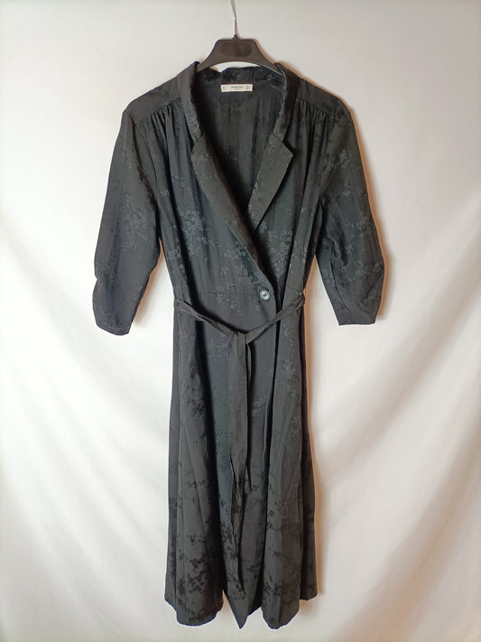 MANGO. Vestido/kimono negro flores T.m