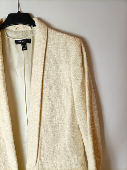 MANGO. Blazer beige tweed T.m
