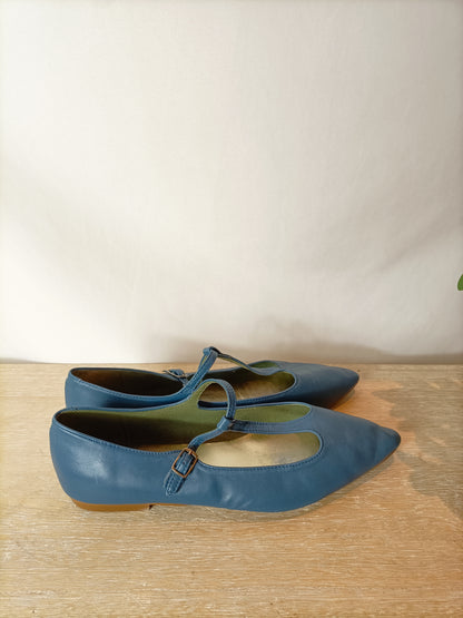 GANZITOS. Merceditas hebilla azules. T 39 (tara)