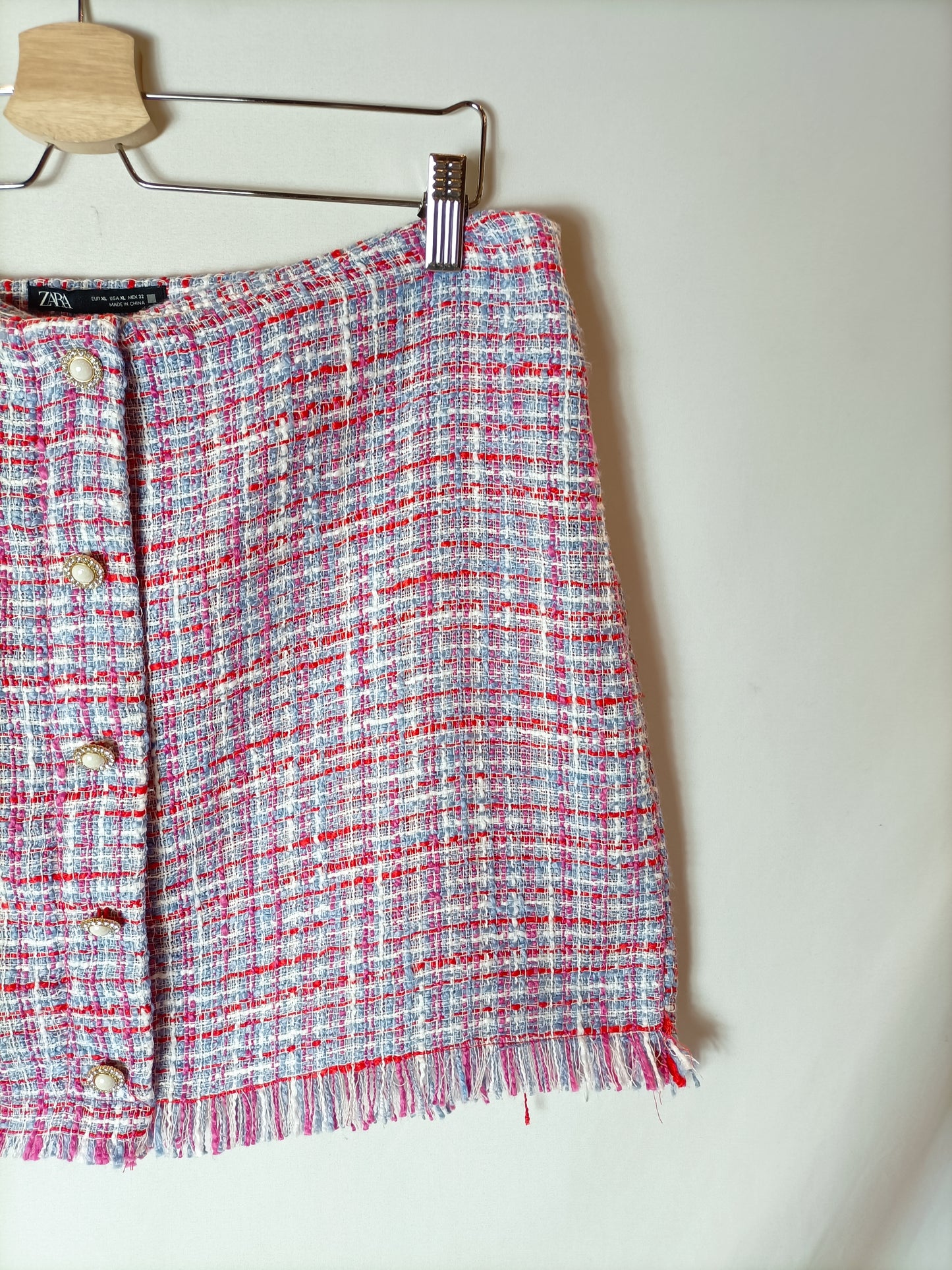 ZARA. Short tweed skirt, size XL