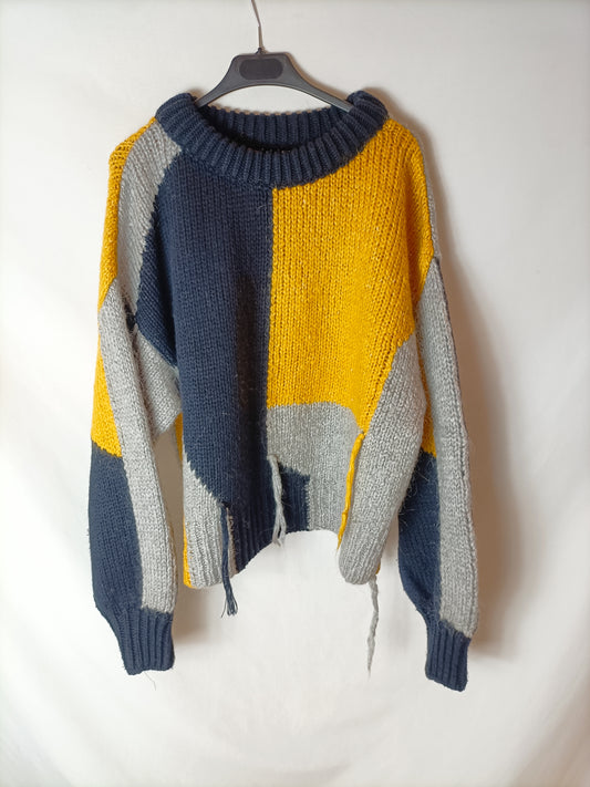 OTHERS. Checkered sweater in your colors (M)