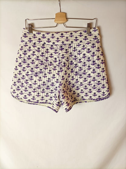 CLAUDIE PIERLOT. Pantalones cortos textura estampado