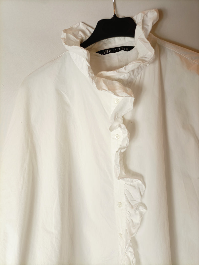 ZARA. Camisa blanca volante T.xs